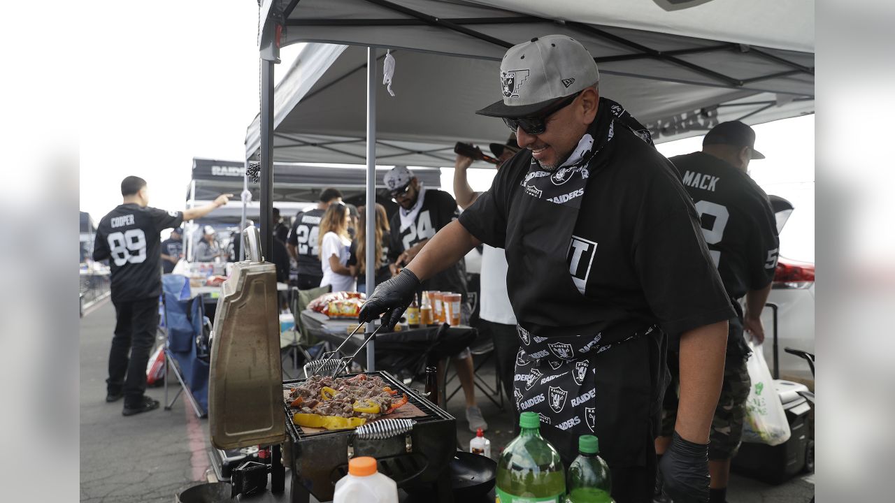 New York Jets Tailgate vs Arizona Cardinals tailgate party 2012 