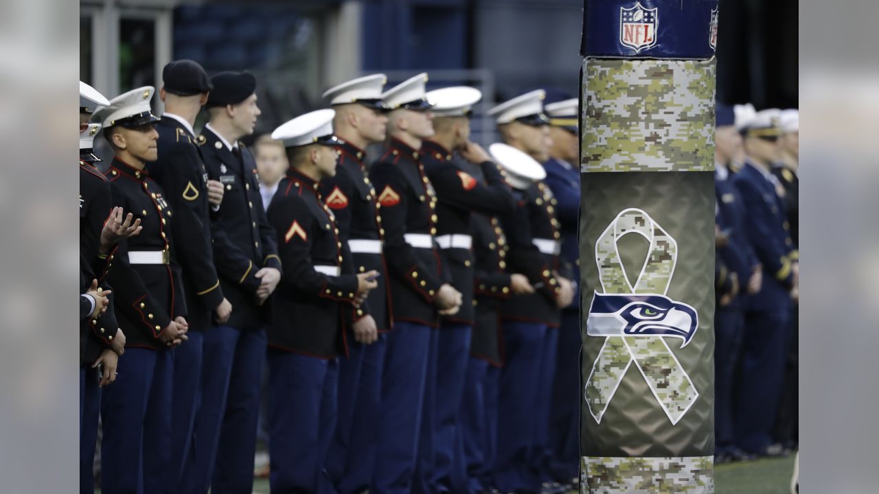 Throw back to our annual #SaluteToService game in 2018 💚. These