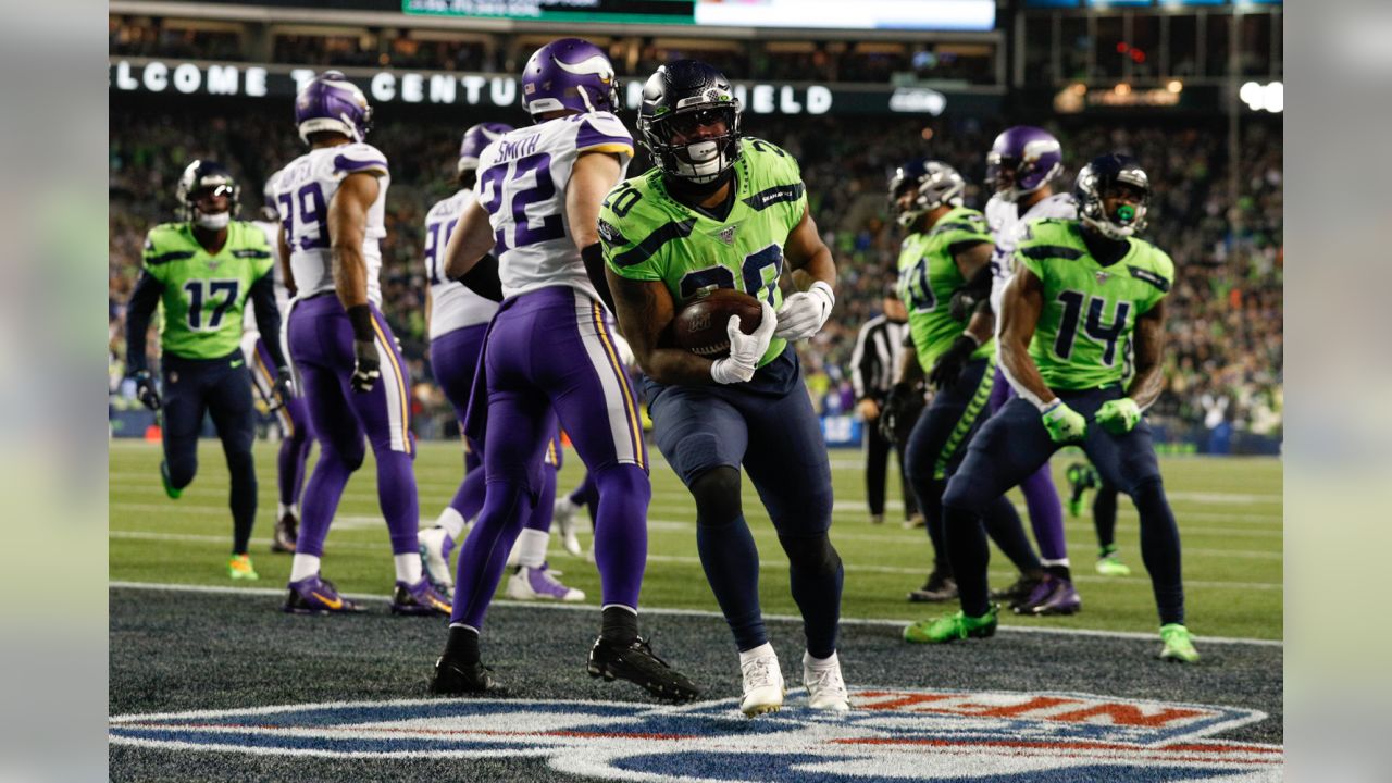 BALTIMORE, MD - DECEMBER 19: Packers wide receiver Davante Adams (17) runs  after a catch during the Green Bay Packers versus Baltimore Ravens NFL game  at M&T Bank Stadium on December 19