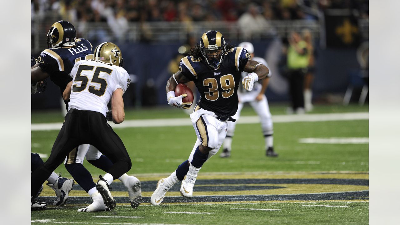 St. Louis Rams running back Steven Jackson walks off the field after  gaining a mere 24-yards rushing in the 24-9 loss to the Washington Redskins  at the Edward Jones Dome in St.