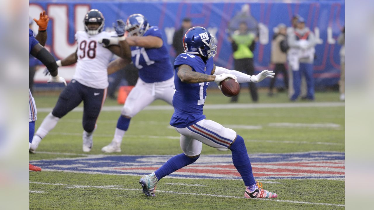 East Rutherford, New Jersey, USA. 16th Sep, 2019. Cleveland Browns wide  receiver Odell Beckham Jr. (13) throws the ball prior to the NFL game  between the Cleveland Browns and the New York