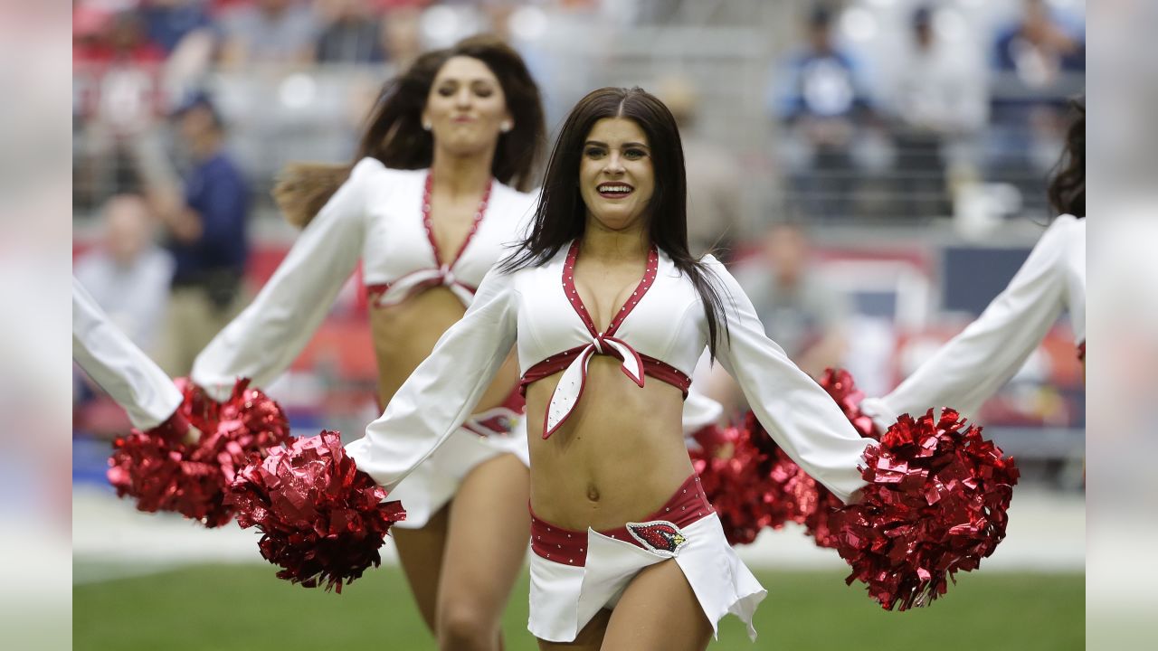 2017 NFL cheerleaders: Best of Week 14