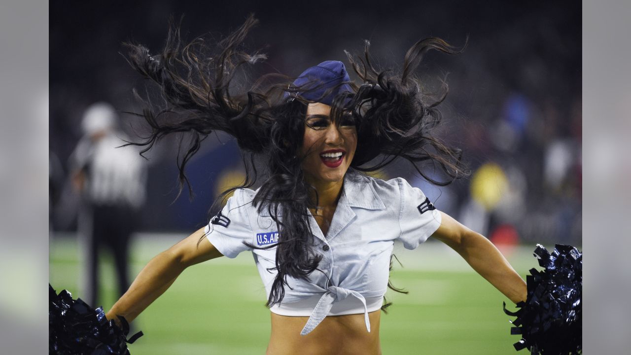 Best of 2018 NFL cheerleaders: Week 12