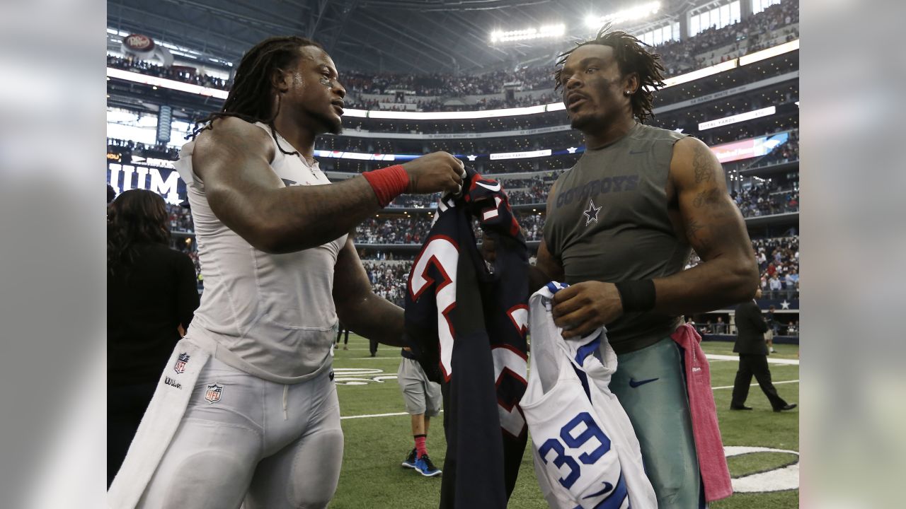 NFL postgame jersey swaps: The game after the game intensifies as