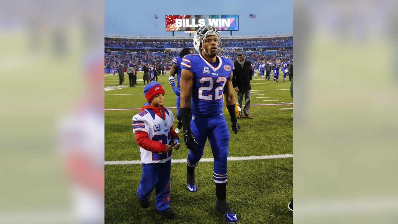 Green Bay Packers linebacker Eric Wilson (45) walks off the field after an  NFL football game against the Buffalo Bills, Sunday, Oct. 30, 2022, in  Orchard Park, N.Y. (AP Photo/Bryan Bennett Stock