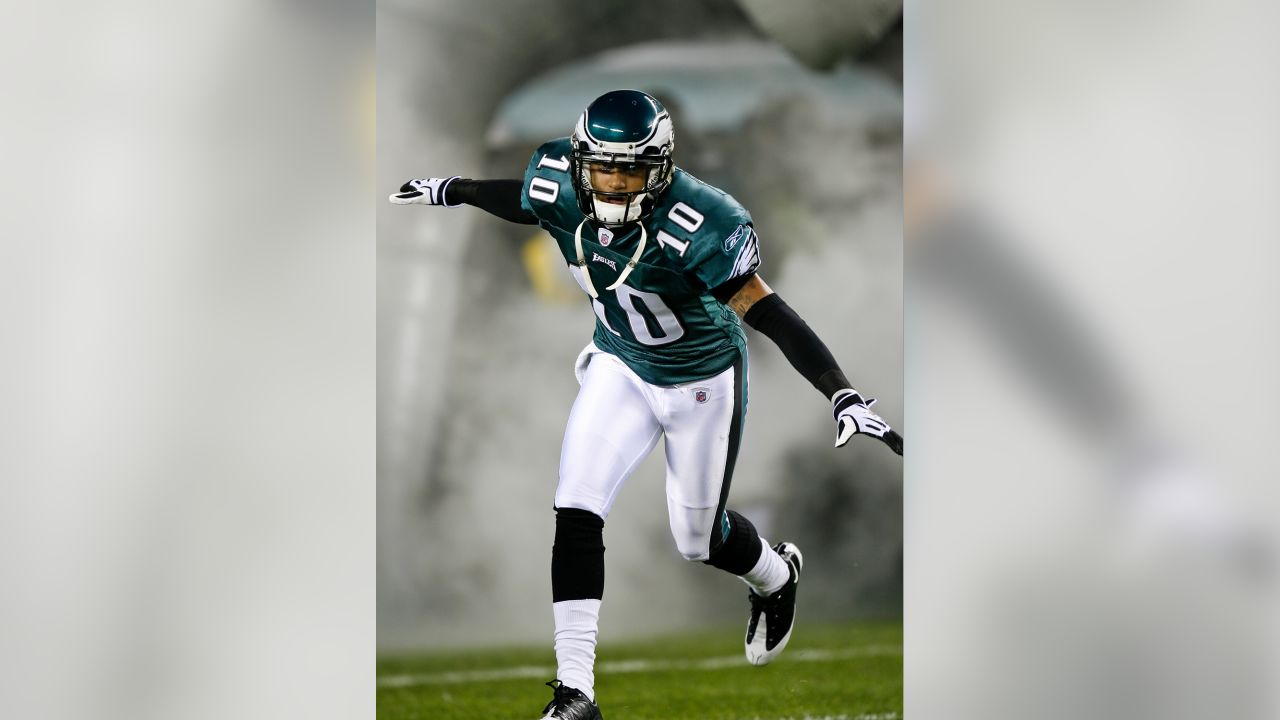 Philadelphia Eagles DeSean Jackson (10) runs off the field at the