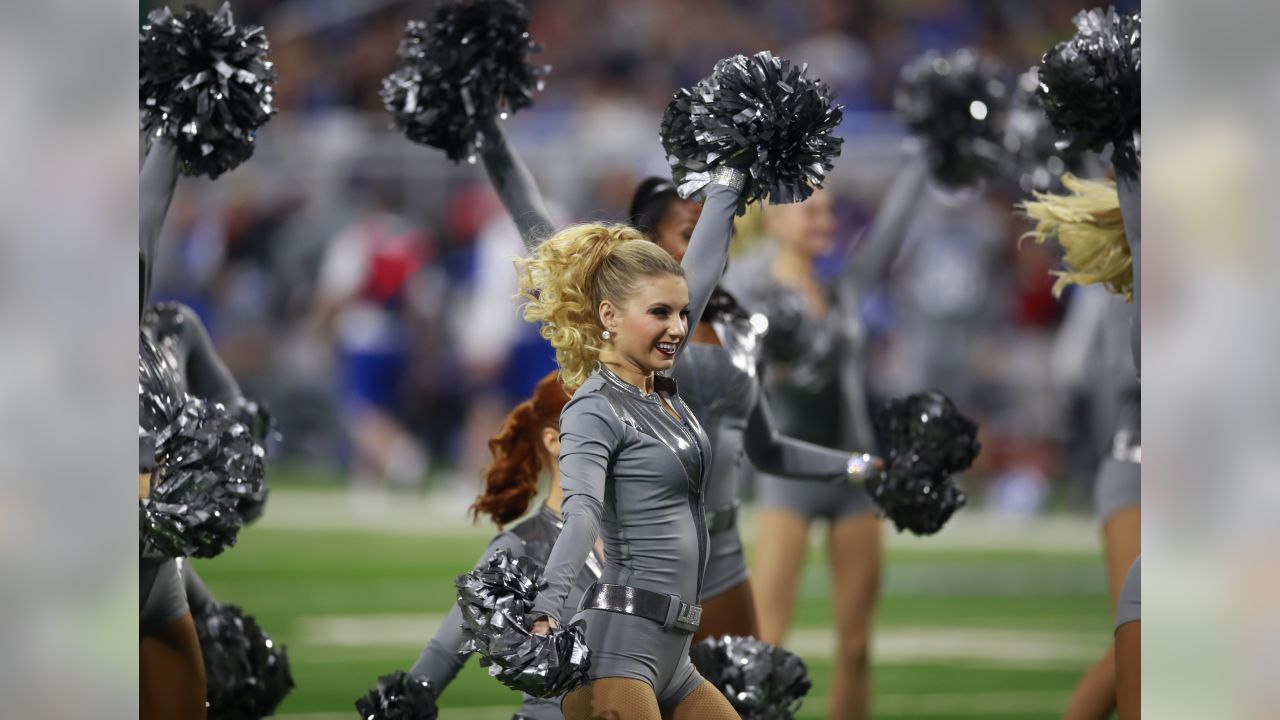 Detroit Lions cheerleaders perform during 2017 season