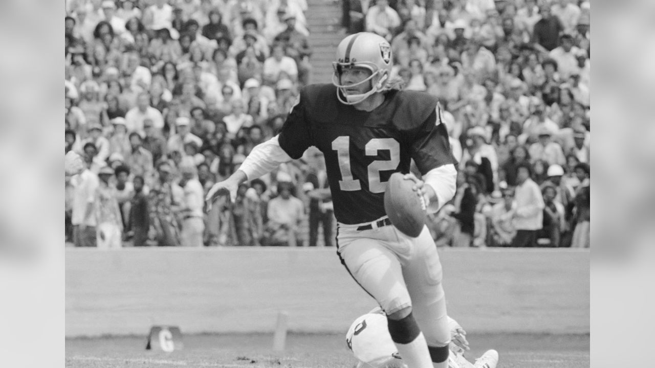 Ken Stabler Photo Galleries  Nfl fantasy football, Tennessee titans  football, Titans football