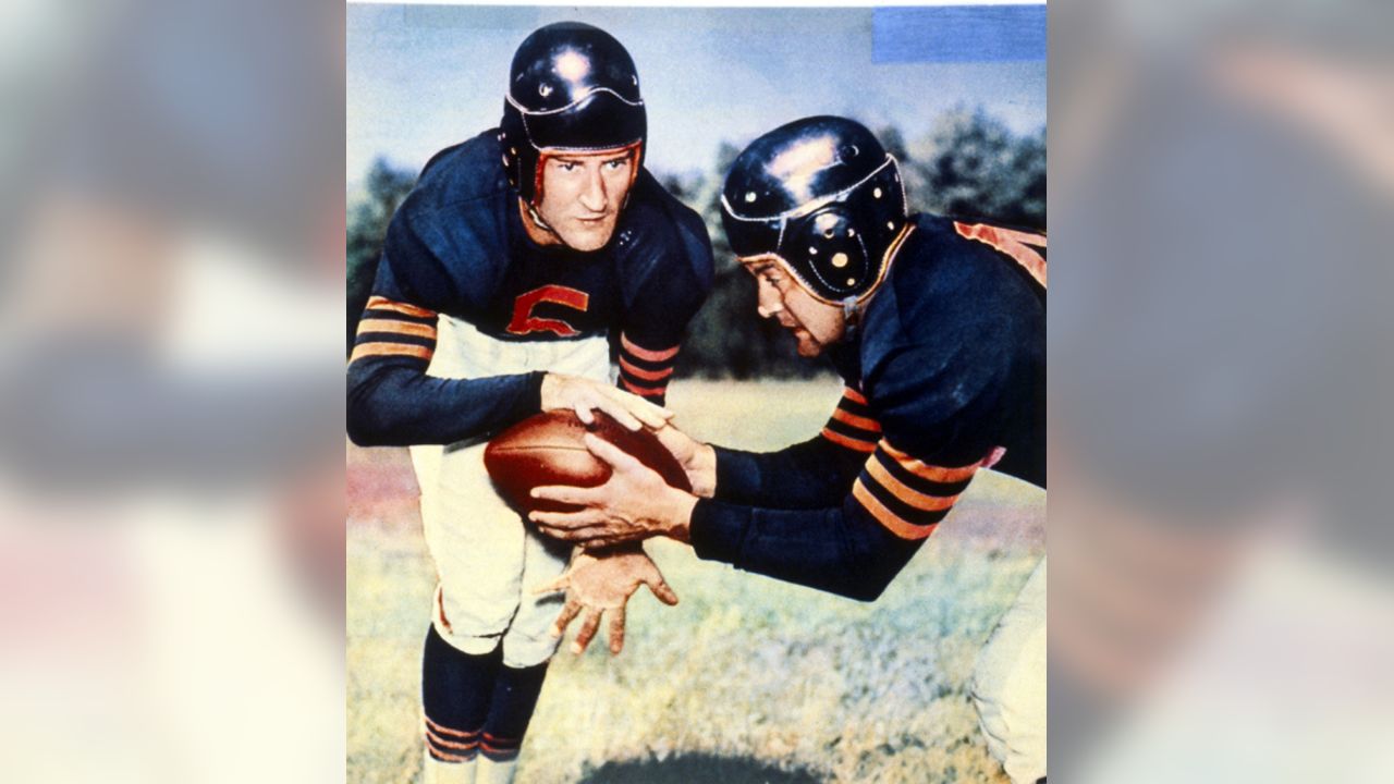 Clyde Bulldog Turner Chicago Bears circa 1941 - 1946  Chicago bears  football, Nfl chicago bears, Chicago sports