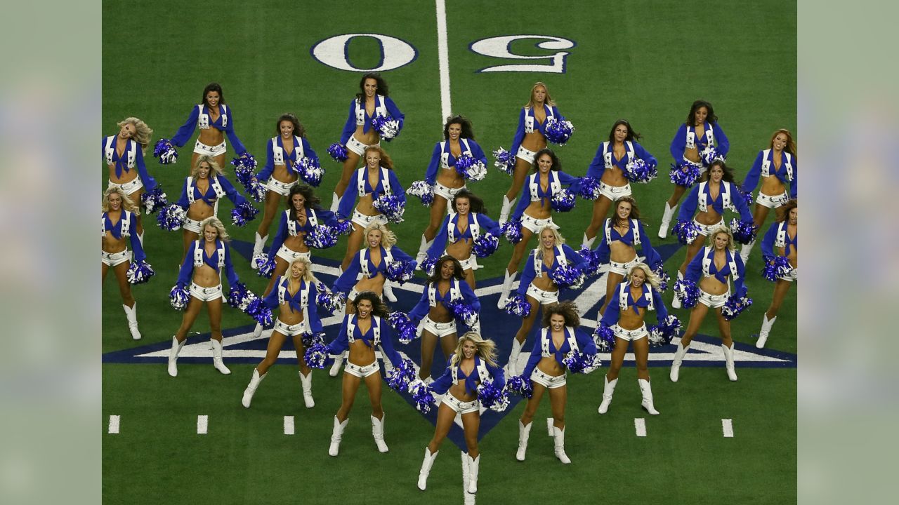 Dallas Cowboys vs Seattle Seahawks – Dallas Cowboys Cheerleaders