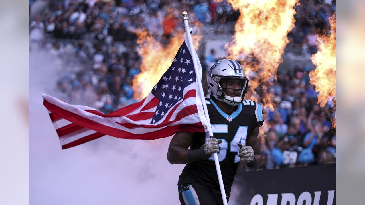 Stars and stripes: Flags at NFL games