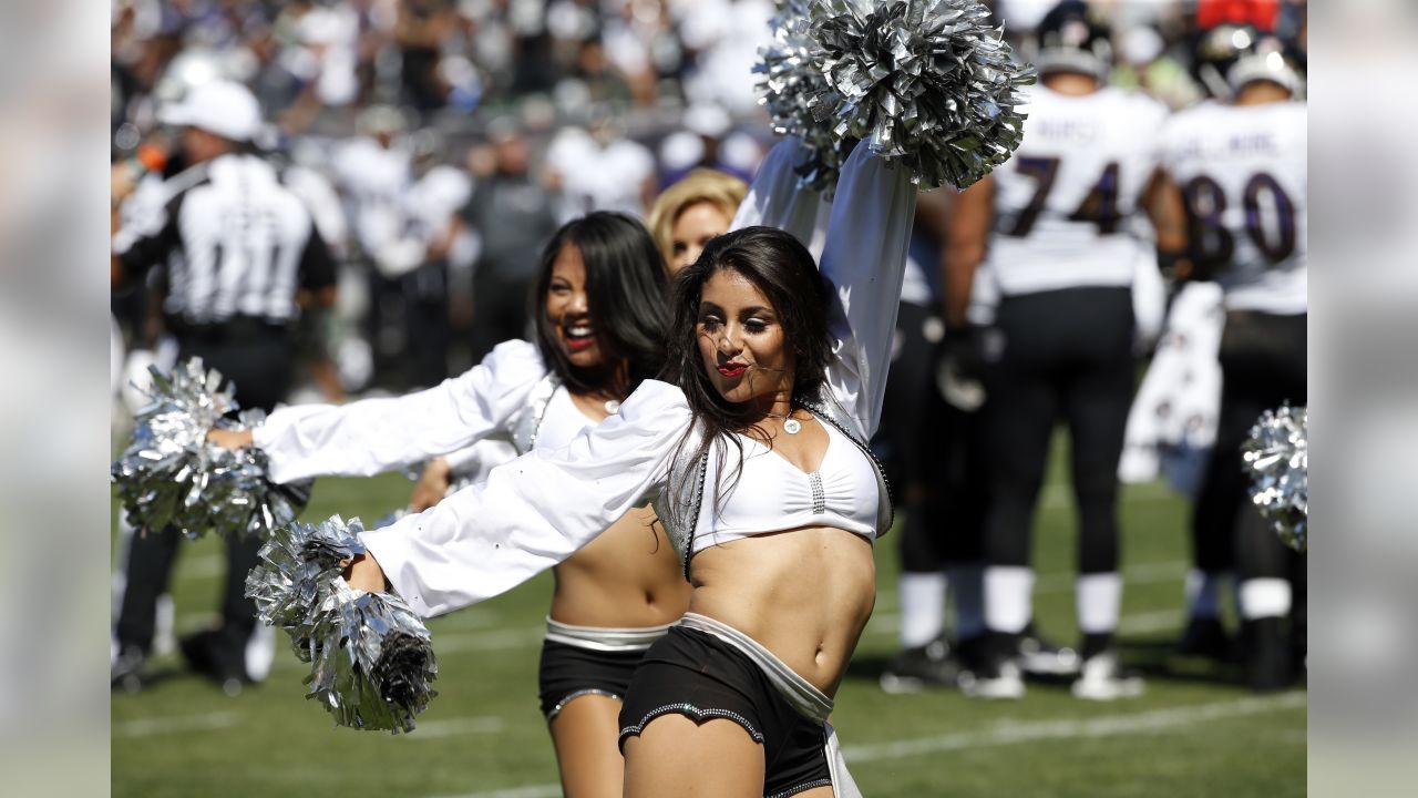 NFL Cheerleaders Sept 28, 2015