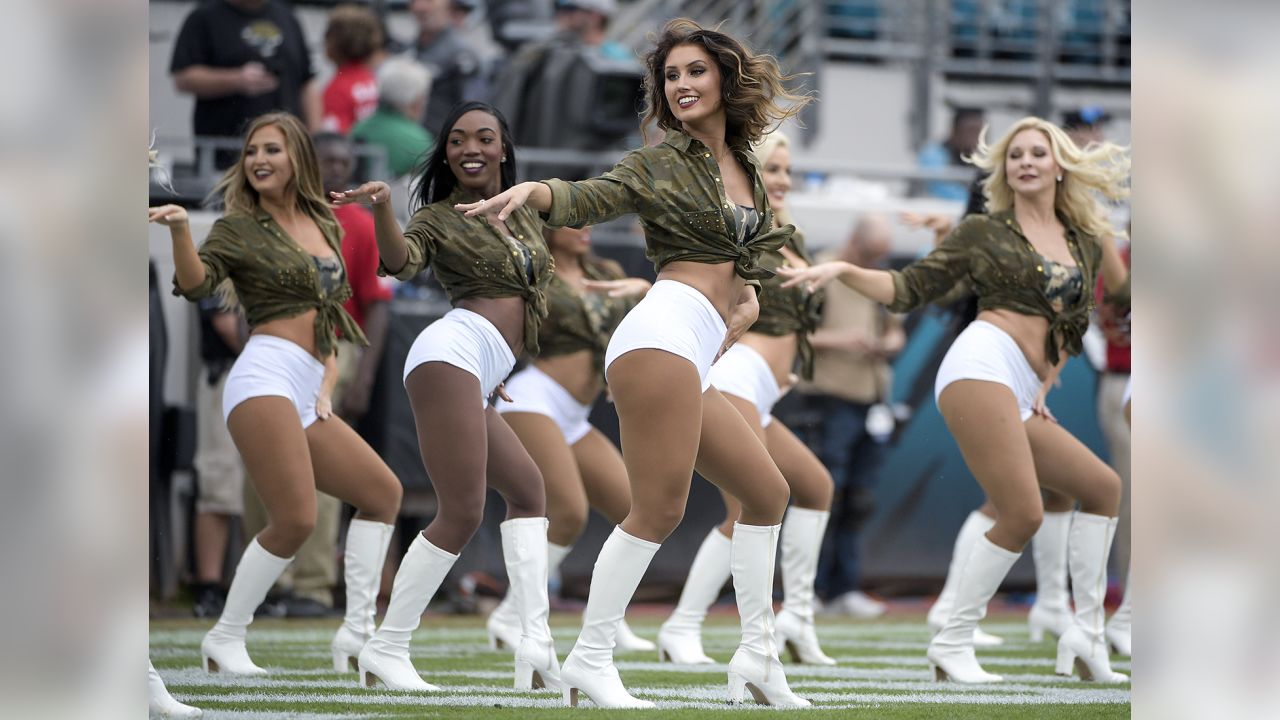 Dallas Cowboys Cheerleaders perform during an NFL football game