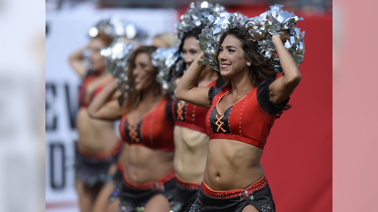 Best of 2017 NFL cheerleaders: Week 12