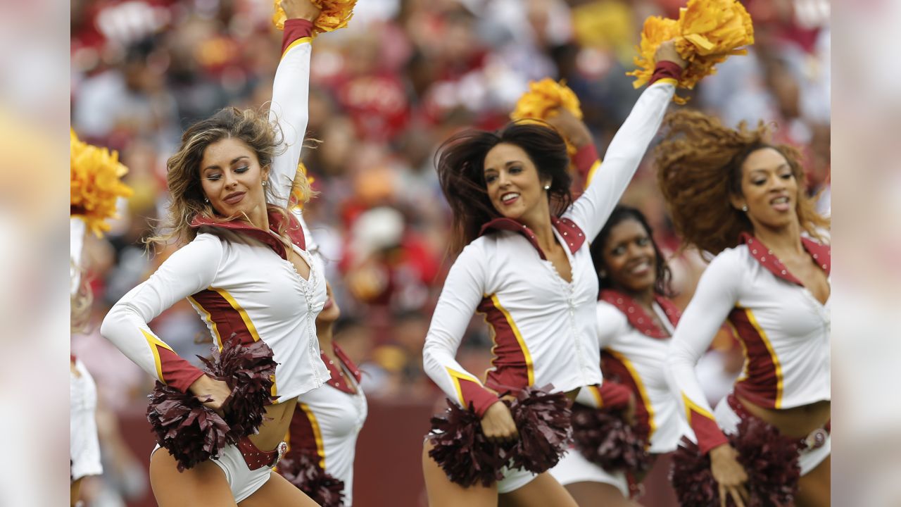 2015 NFL cheerleaders: Week 7