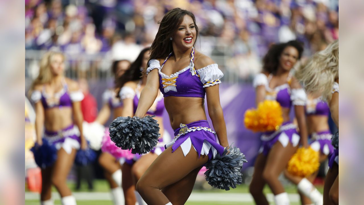 Best of 2017 NFL cheerleaders: Week 7