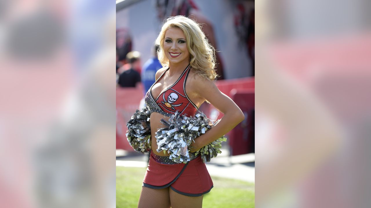 Bucs Cheerleaders Photos from Ravens vs. Bucs Game