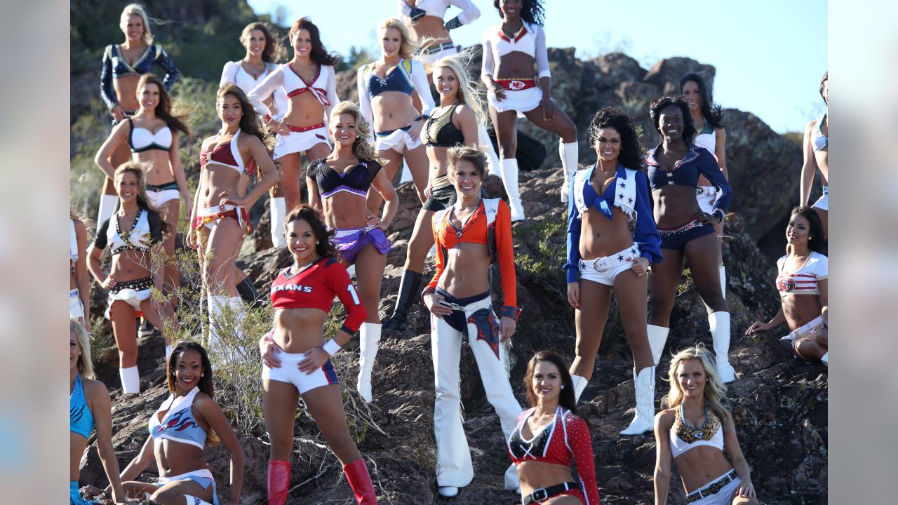 Melissa, a Seattle Seahawks cheerleader, (left) poses with Amber, a New  England Patriots cheerleader, for a photograph during the Pro Bowl  Cheerleaders photo shoot on Thursday, January 22, 2015 in Tempe, AZ. (