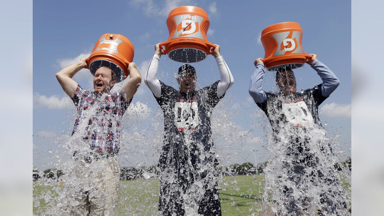 The Buffalo Bills Do The ALS Ice Bucket Challege [VIDEO]