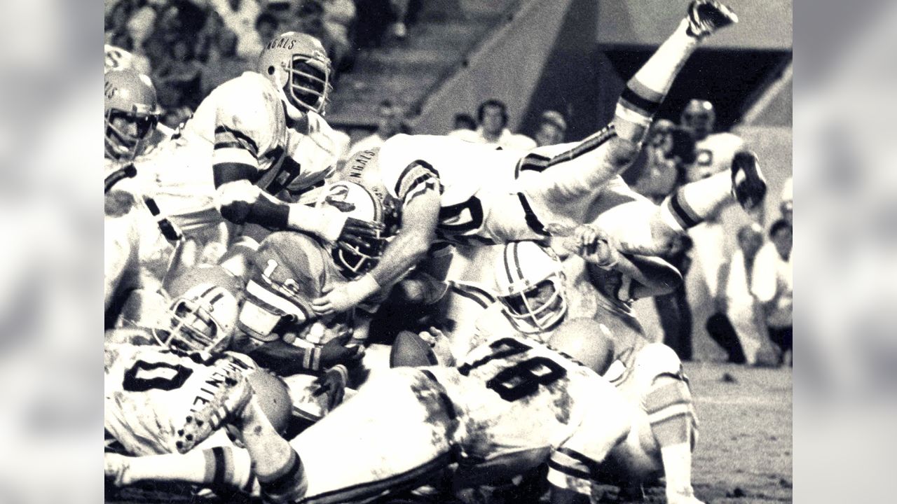 26 Straight Losses: Two Seasons With The '76-'77 Tampa Bay Bucs