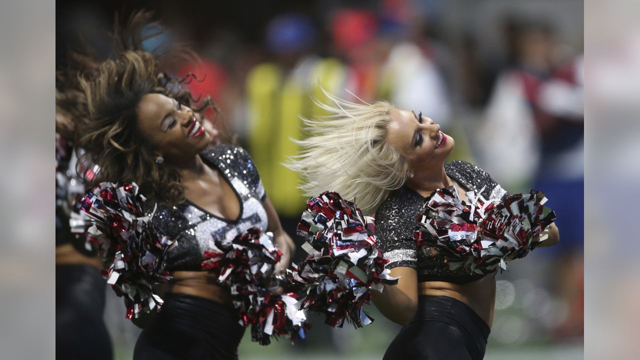 Atlanta Falcons Cheerleaders vs. New England Patriots Cheerleaders