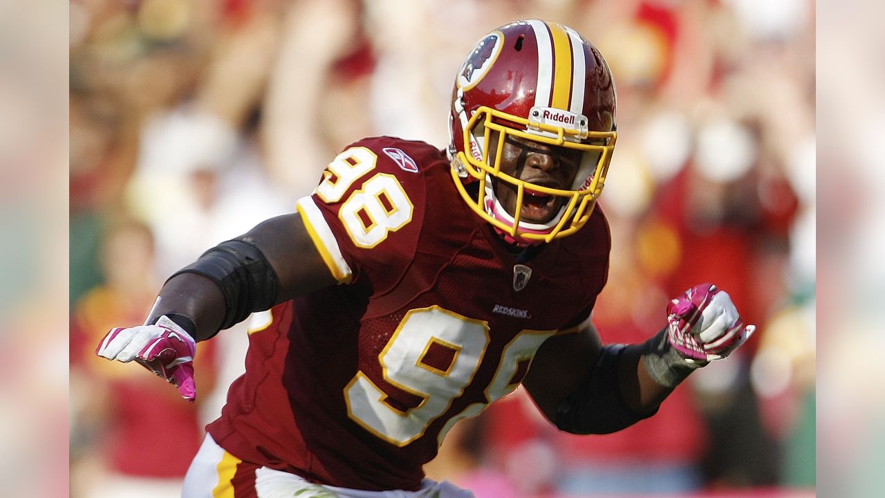 449 Washington Redskins Brian Orakpo Photos & High Res Pictures