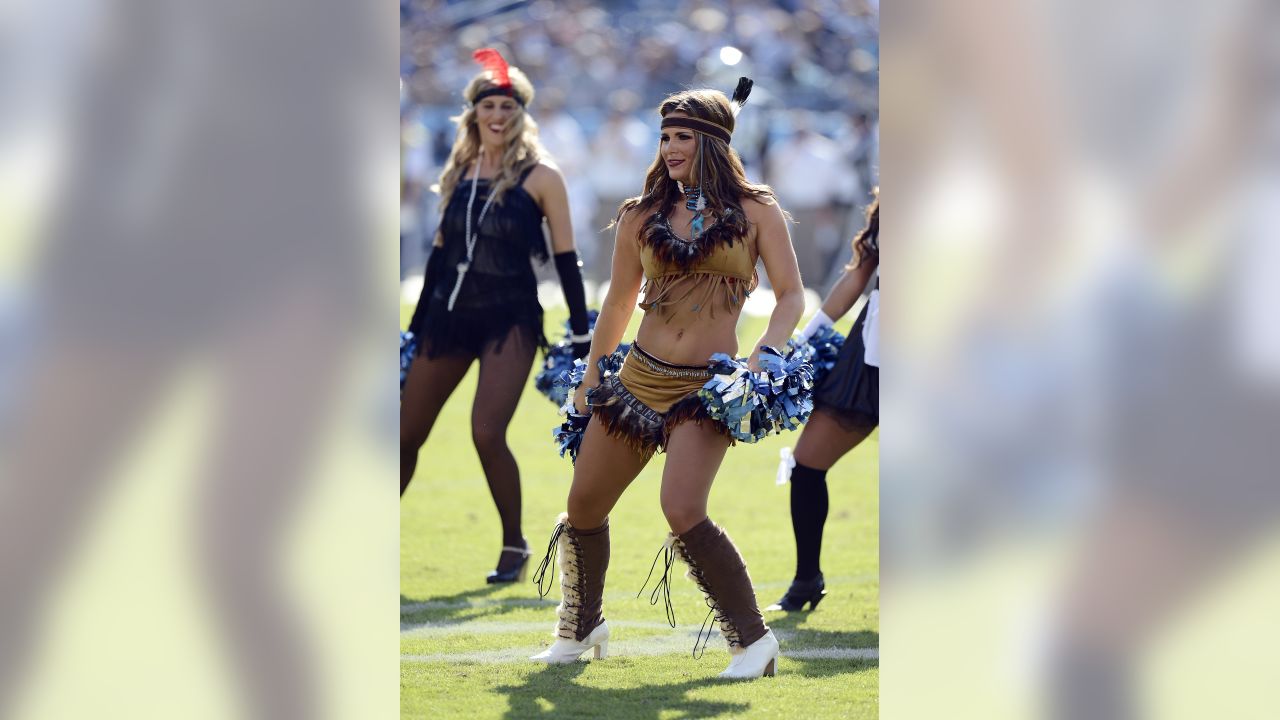 NFL Cheerleaders in Halloween Costumes  Cheerleader halloween costume,  Cheerleading, Nfl cheerleaders