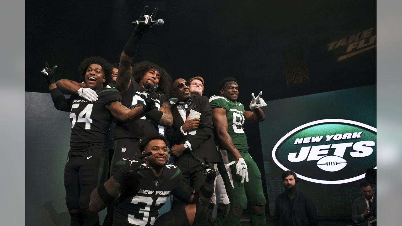 The New York Jets' new uniform designs, as reviewed by an artist