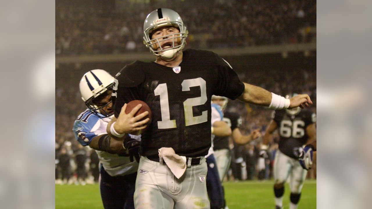 Oakland Raiders Qb Rich Gannon, 2003 Afc Divisional Playoffs