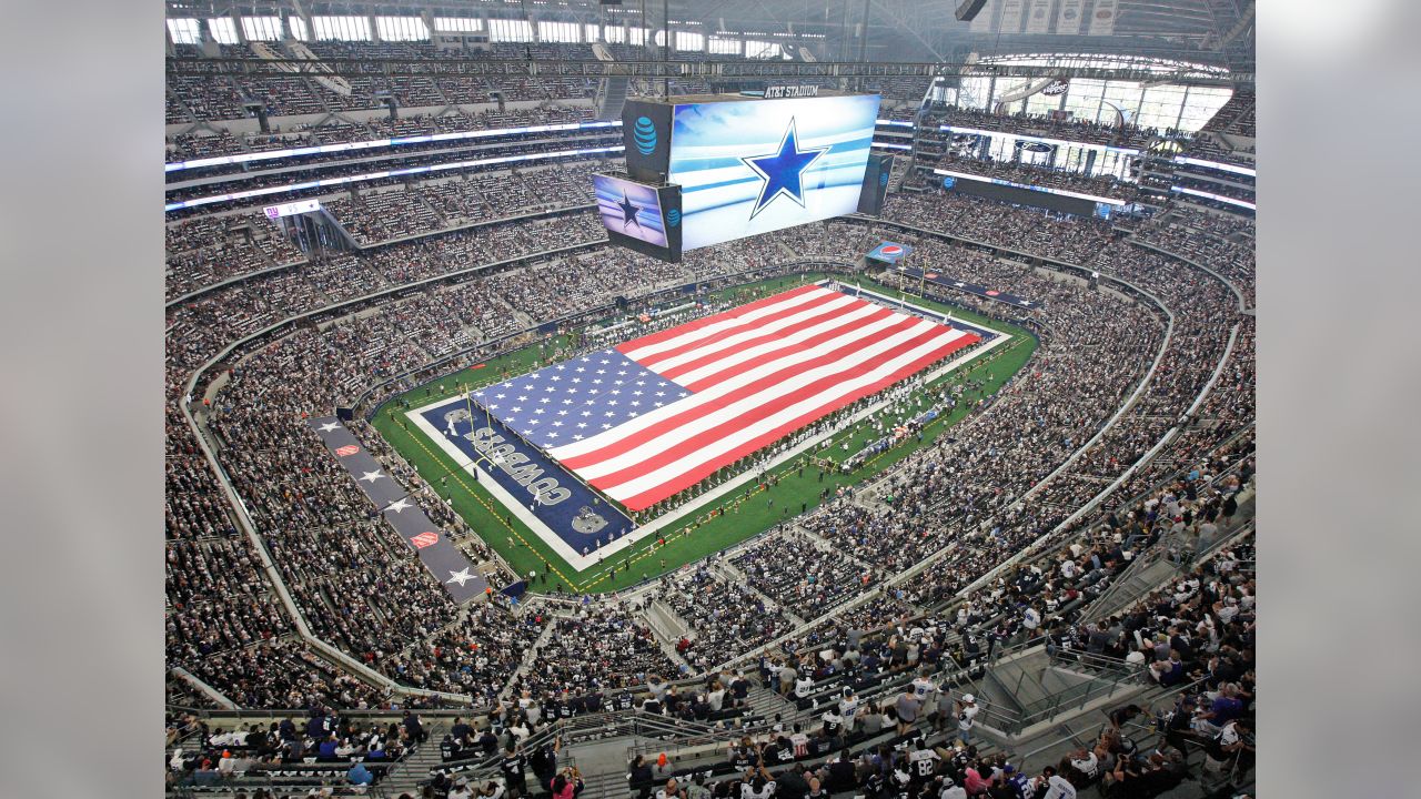 NFL Fans Loved National Anthem Before Giants vs. Cowboys - The