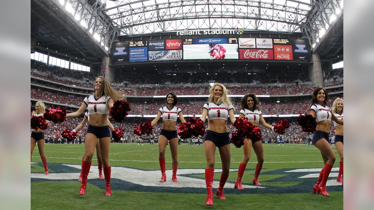 2012 NFL Cheerleaders: Best of Week 4