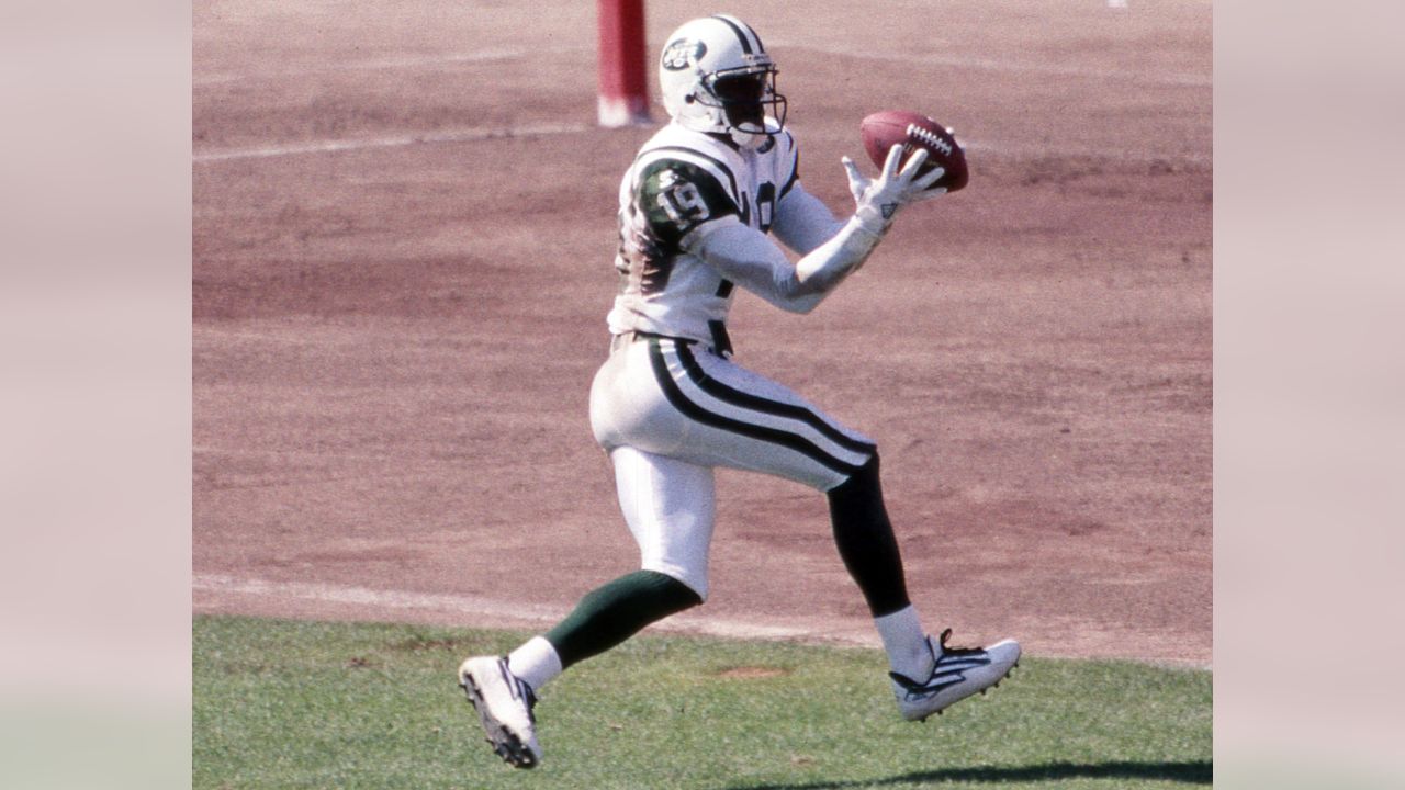 File:Jets uniforms12.png - Wikipedia