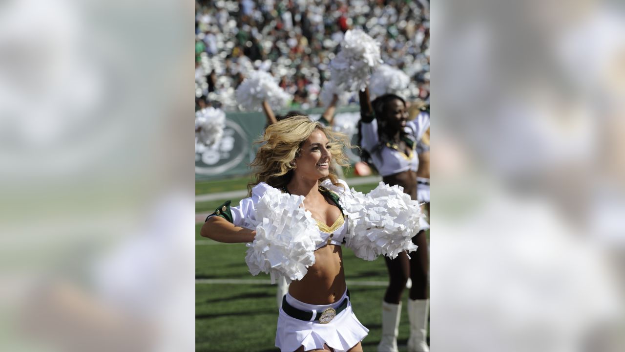 2012 NFL Cheerleaders: Best of Week 4