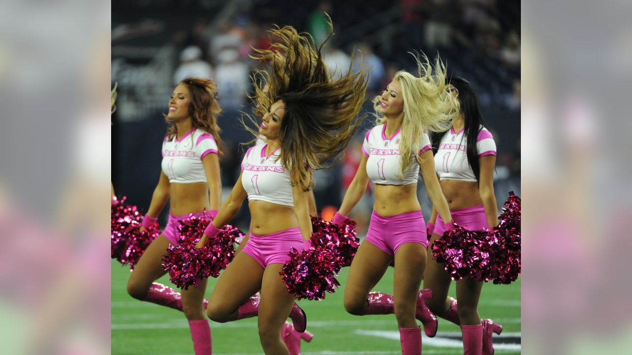 2015 NFL cheerleaders: Week 5