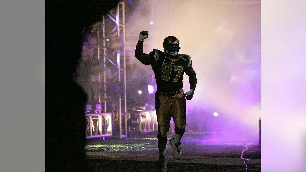 153 St Louis Rams 2006 Headshots Stock Photos, High-Res Pictures, and  Images - Getty Images