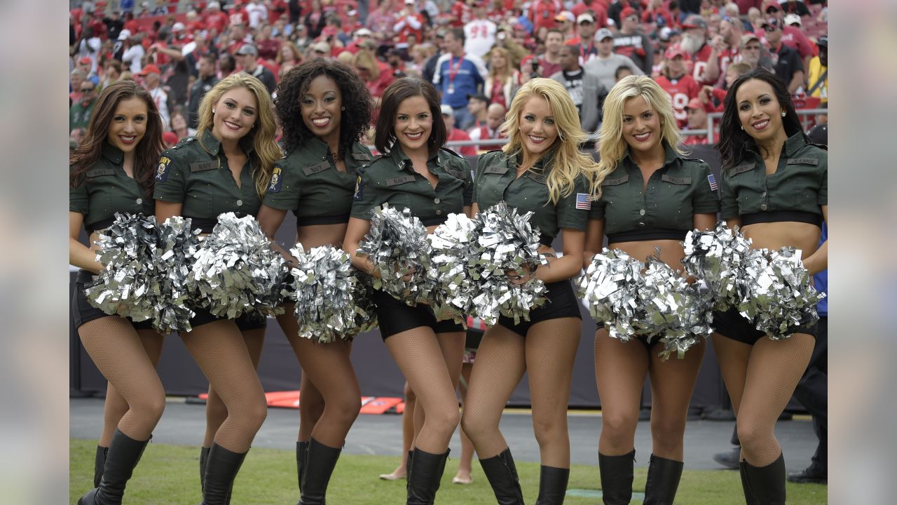 2014 Tampa Bay Buccaneers Cheerleaders: Making the Krewe - Part 2