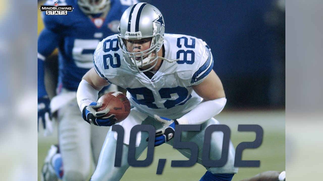 Raiders' Jason Witten breaks one of Tony Gonzalez's NFL records