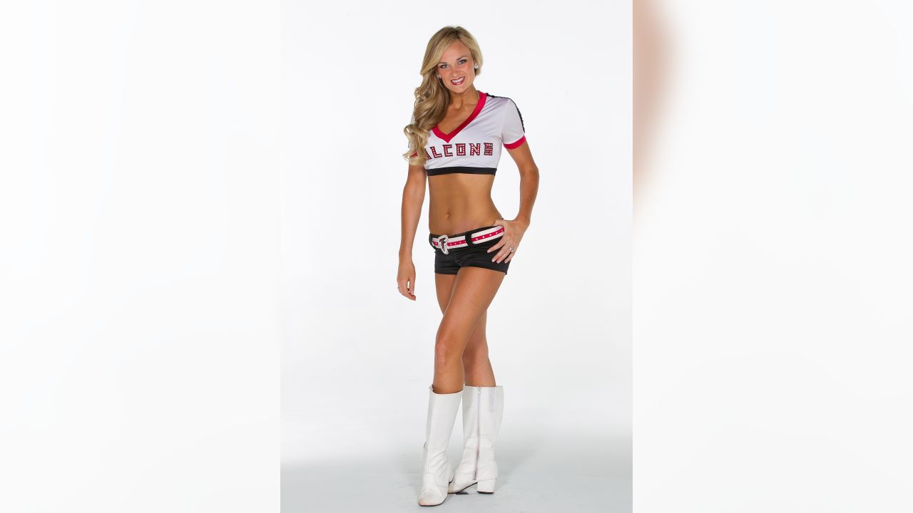 Local grad, Panthers cheerleader headed to Pro Bowl