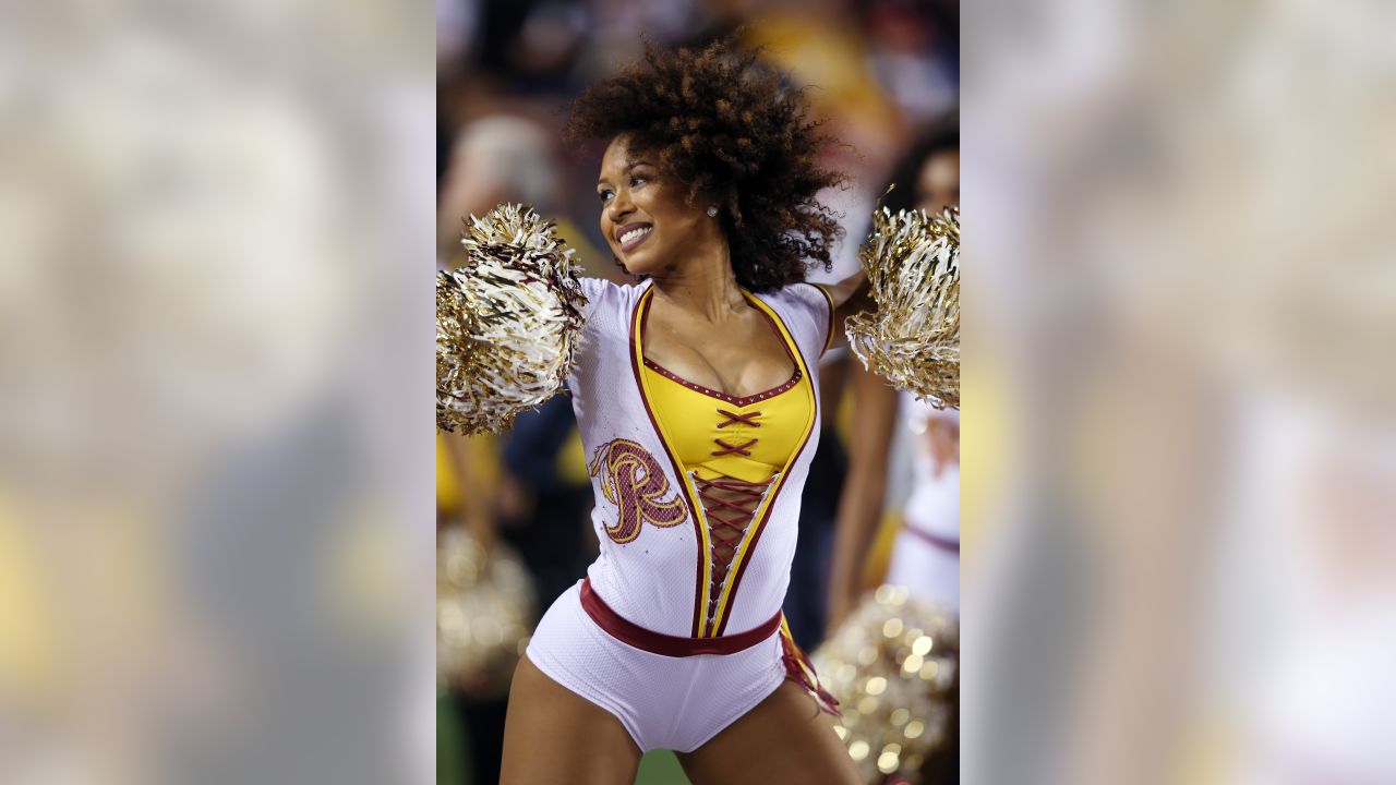 PHOTOS: 2014-15 NFL Cheerleaders