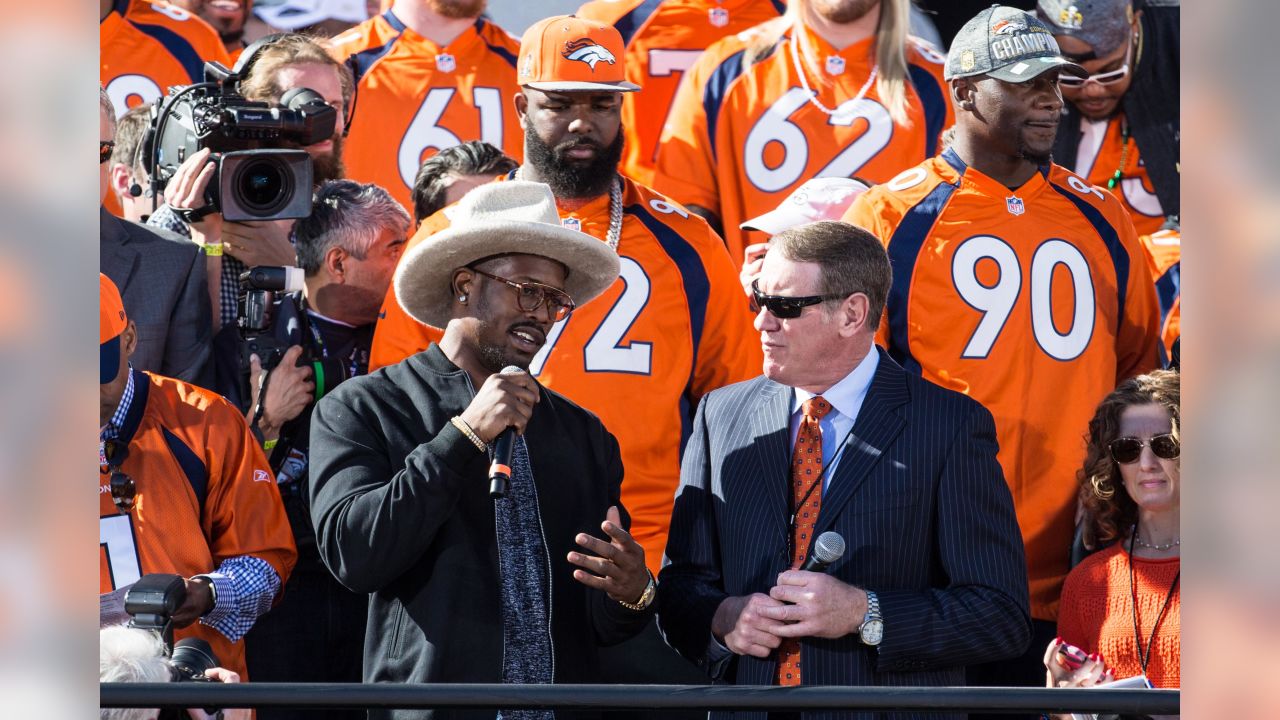 Super Bowl champion Broncos parade through Denver