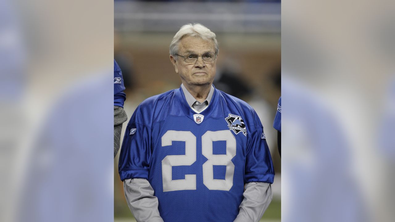 Yale Lary, a Force on the Detroit Lions' Title-Winning Teams of