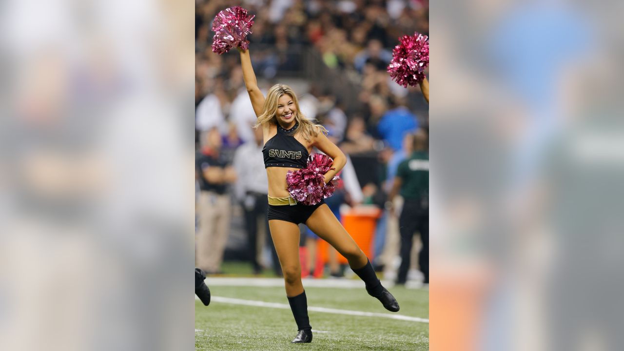 2015 NFL cheerleaders: Week 6