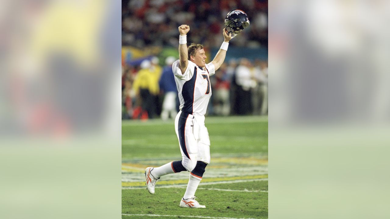 October 23, 2022: Former Bronco John Elway walks on the field for a  commemoration of the 25th anniversary of the Broncos first Super Bowl win  during halftime of the football game between