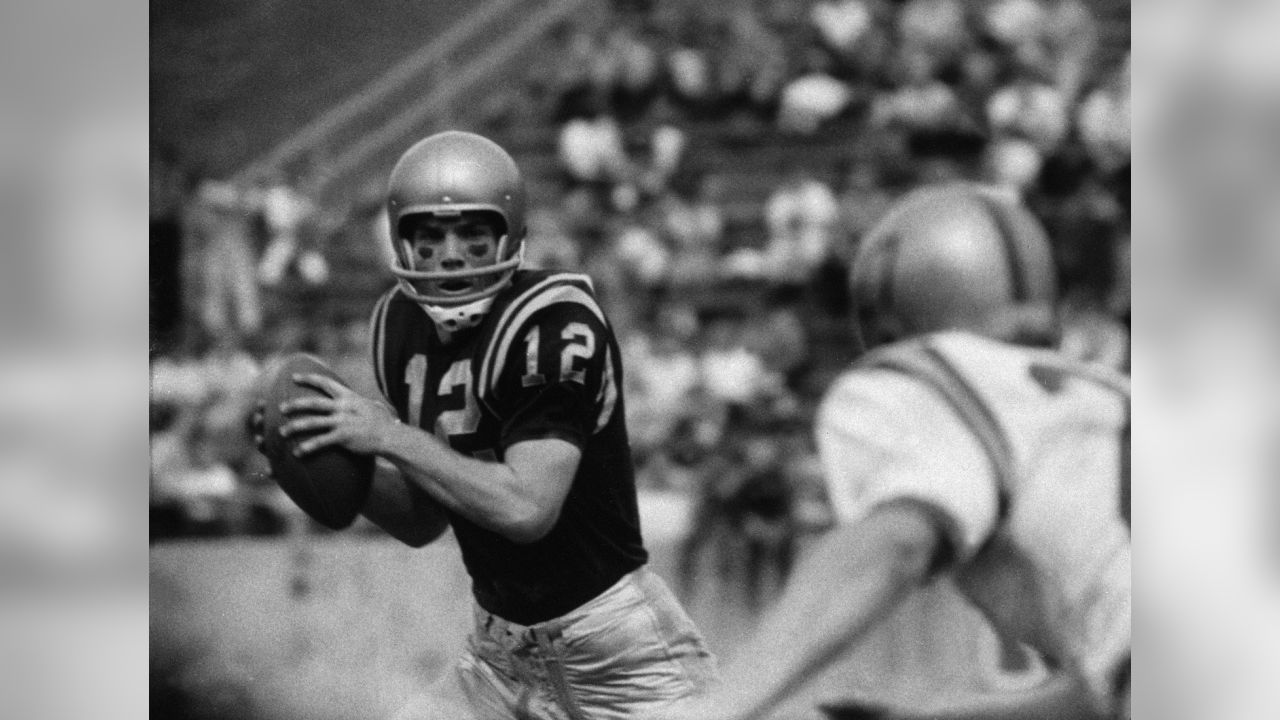 Roger Staubach, Herschel Walker among Top 11 college players ever