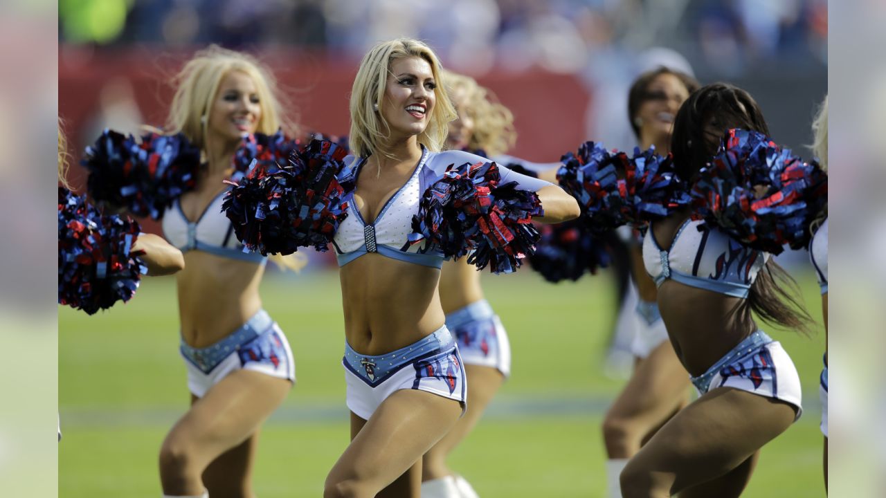 Best of 2017 NFL cheerleaders: Week 9