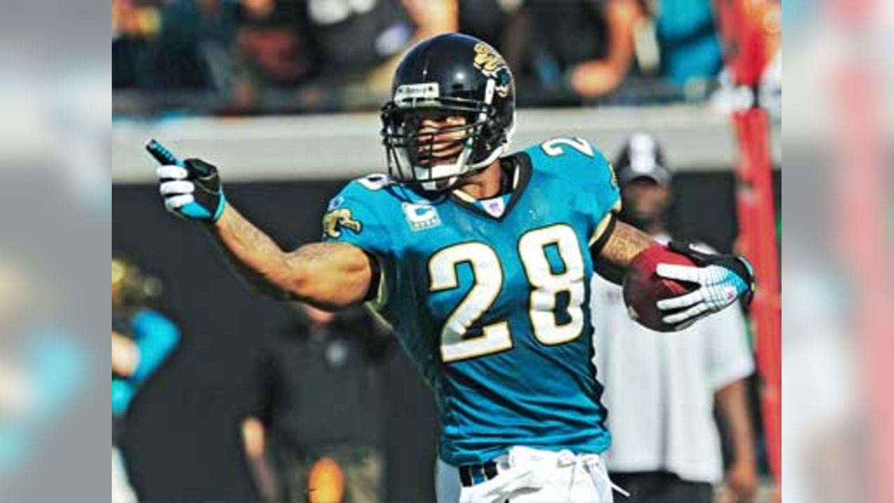 Jones-Drew has Taylor's blessing to break Jaguars rushing mark