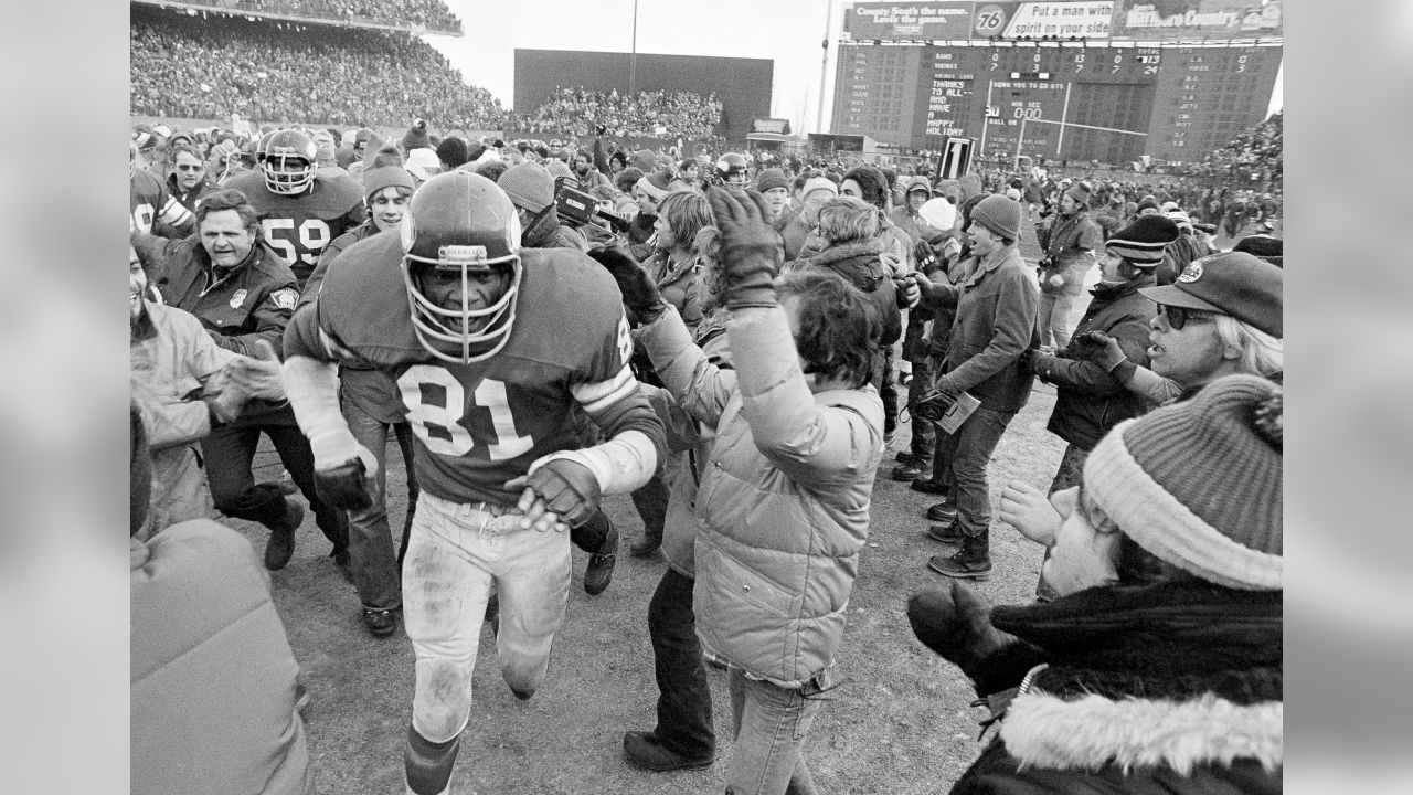 Rare and Captivating Photos from the 1970 NFL Season