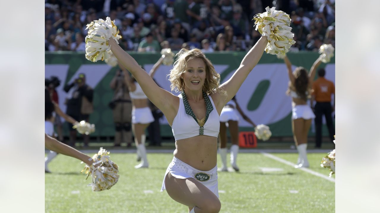 Best of 2017 NFL cheerleaders: Week 4