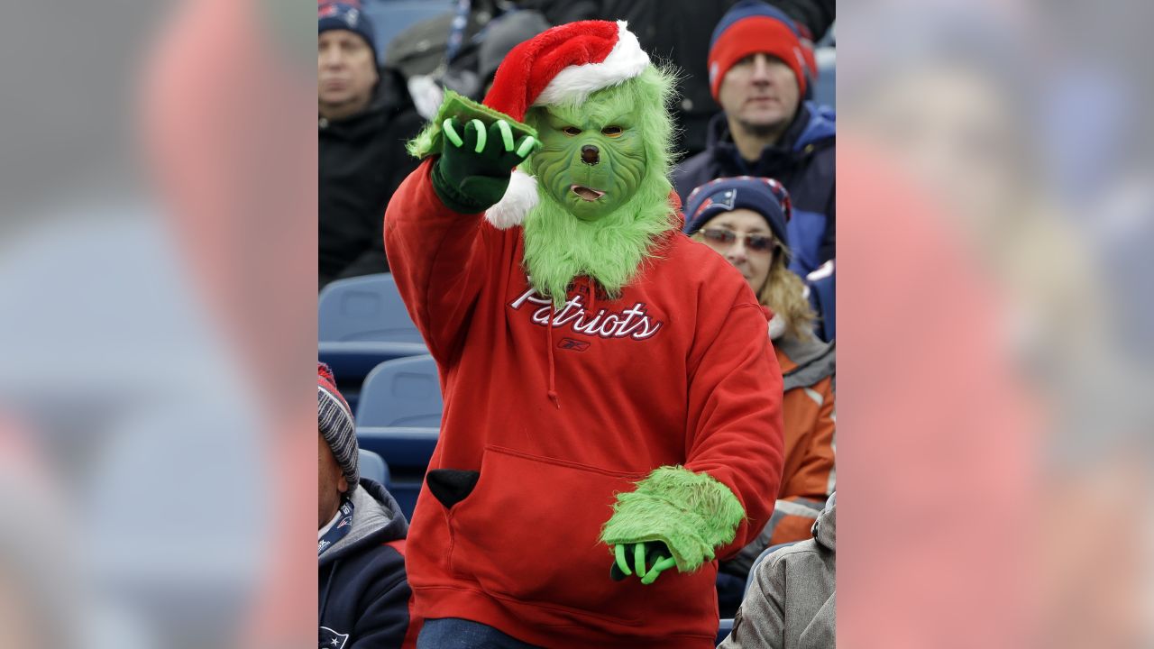 The Grinch Santa New England Patriots Grinch Kansas City Chiefs