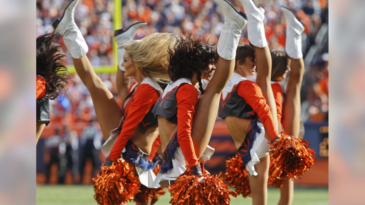 2012 NFL Cheerleaders: Best of Week 4